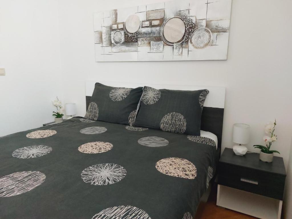 Apartment Rose Malinska Luaran gambar