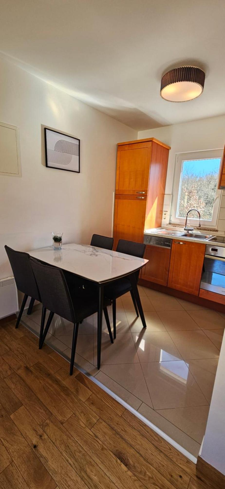 Apartment Rose Malinska Luaran gambar